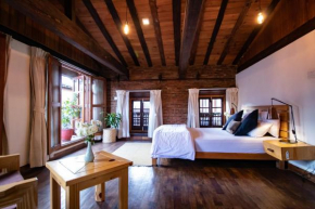 Imperial Duplex In Old Patan